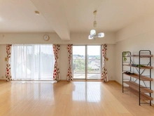 【神奈川県/横浜市旭区中沢】クリオ二俣川ラ・メゾン コートA リビング・ダイニング