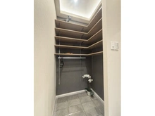 【神奈川県/大和市下鶴間】中央林間南パーク・ホームズ 収納：玄関部分