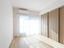 【神奈川県/川崎市高津区溝口】朝日クレス・パリオ溝の口 洋室：約6帖