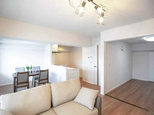 【神奈川県/横浜市鶴見区下末吉】ダイアパレス・アクティブシティ鶴見 リビング・ダイニング