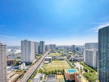 【東京都/港区港南】フェイバリッチタワー品川 眺望：バルコニー南側から
