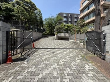 【東京都/港区高輪】ドゥフォーレ高輪 敷地内