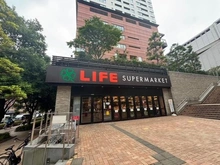 【東京都/目黒区大橋】クロスエアタワー ライフ目黒大橋店（現地より約50m）：
