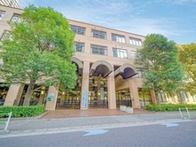 【東京都/港区港南】ワールドシティタワーズ キャピタルタワー 港南中学校（現地より約620m）