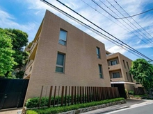 【東京都/新宿区市谷加賀町】パーク・コート市谷加賀町二丁目 外観