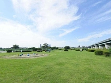 【東京都/大田区下丸子】シエルズガーデン　 エールタワー 多摩川ガス橋緑地（現地より約200m）