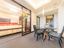 【東京都/港区港南】品川Vタワー リビング・ダイニング：（左）洋室