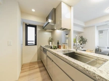 【東京都/新宿区四谷三栄町】ジオ四谷三栄町 キッチン