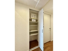 【東京都/品川区東大井】コア・スターレ西大井 収納