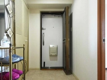 【大阪府/大阪市住之江区北加賀屋】ネオコーポ北加賀屋 玄関：家具調度品は価格に含まれません