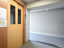 【大阪府/大阪市住之江区北加賀屋】ネオコーポ北加賀屋 共用部：エレベーター