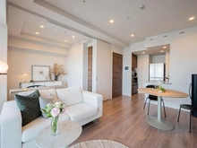 【東京都/江戸川区平井】プラウドタワー平井 LDK：約13.8帖（奥：洋室約4.5帖）