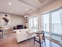 【東京都/江戸川区平井】プラウドタワー平井 洋室：約4.5帖（奥：洋室約10.2帖）