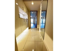 【東京都/江東区亀戸】プラウドタワー亀戸クロス ゲートタワー 廊下