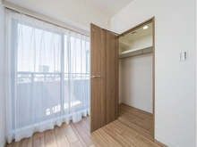 【東京都/江戸川区東小岩】ナイスアーバン東小岩 収納：6.0帖洋室