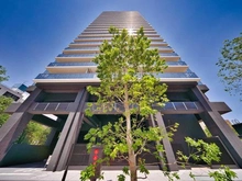 【東京都/江東区亀戸】プラウドタワー亀戸クロス ブライトタワー 外観