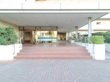 【東京都/足立区大谷田】ボナハイツ中川 3号棟 エントランス