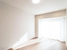 【東京都/足立区大谷田】ボナハイツ中川 3号棟 洋室