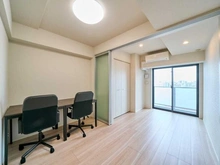 【東京都/江東区亀戸】アルテシモ　クレルトルテ ダイニング：奥：洋室
【家具調度品は価格に含まれません】