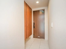 【兵庫県/伊丹市昆陽東】プラウドシティ伊丹 玄関