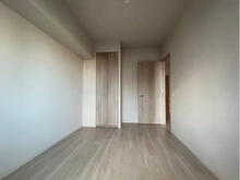 【兵庫県/尼崎市南塚口町】プラウド阪急塚口駅前 洋室