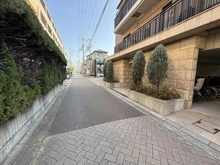 【兵庫県/尼崎市南塚口町】ワコーレアベニュー塚口 前面道路