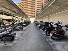 【兵庫県/尼崎市塚口本町】リーデンススクエア塚口 バイク置き場