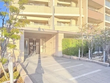 【大阪府/吹田市新芦屋下】プラウド吹田新芦屋 アプローチ