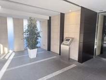 【大阪府/吹田市新芦屋下】プラウド吹田新芦屋 エントランス