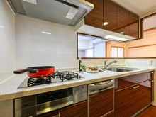 【大阪府/吹田市新芦屋下】プラウド吹田新芦屋 キッチン