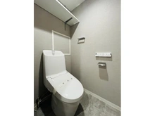 【大阪府/大阪市港区南市岡】キングスクエア ランドレックスC棟 トイレ