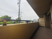 【兵庫県/伊丹市北伊丹】グリーンスクエア北伊丹 バルコニー