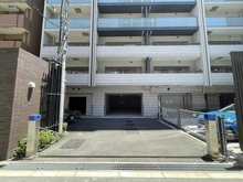 【大阪府/大阪市北区南森町】クレヴィア南森町THE FRONT 駐車場