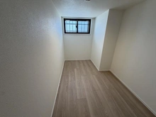 【兵庫県/宝塚市山手台東】ジオグランデ宝塚山手台センターコート 小屋裏収納：小屋裏収納(約2.3帖)です