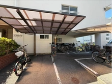 【大阪府/吹田市垂水町】財形江坂ハイツ 駐輪場
