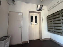 【大阪府/吹田市垂水町】財形江坂ハイツ エレベーター