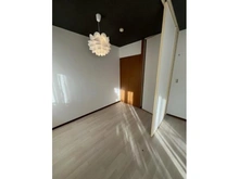 【大阪府/豊中市上野西】豊中市上野西パークハウス 洋室：(約4.3帖)