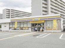 【兵庫県/伊丹市昆陽東】プラウドシティ伊丹 ミニストップ　伊丹昆陽東一丁目店（現地より約340m）