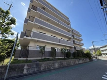 【兵庫県/宝塚市口谷西】ツインコート宝塚壱番館 外観