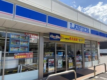 【兵庫県/宝塚市口谷西】ツインコート宝塚壱番館 ローソン宝塚山本丸橋二丁目店（現地より約100m）