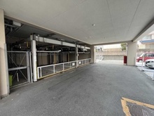 【兵庫県/尼崎市若王寺】ファミール塚口 駐車場