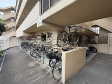 【兵庫県/伊丹市北伊丹】グリーンスクエア北伊丹 駐輪場