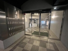 【兵庫県/尼崎市田能】モンテベルデ北園田 エントランス