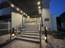 【兵庫県/尼崎市田能】モンテベルデ北園田 アプローチ