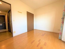 【兵庫県/尼崎市塚口本町】ジュビネール塚口 洋室