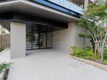 【兵庫県/尼崎市武庫之荘本町】レ・ジェイド武庫之荘本町 エントランス