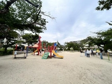 【兵庫県/尼崎市武庫之荘本町】レ・ジェイド武庫之荘本町 武庫庄公園（現地より約180m）