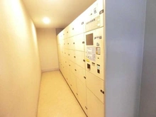 【千葉県/市川市南大野】クレストフォルム市川ウッドスクエア 宅配BOX