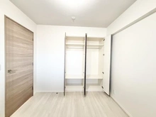 【千葉県/千葉市中央区長洲】プレミスト本千葉ステーションフロント 洋室：収納