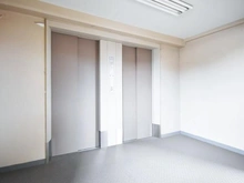 【千葉県/千葉市美浜区稲毛海岸】稲毛サンハイツ 共用部：エレベーターホール